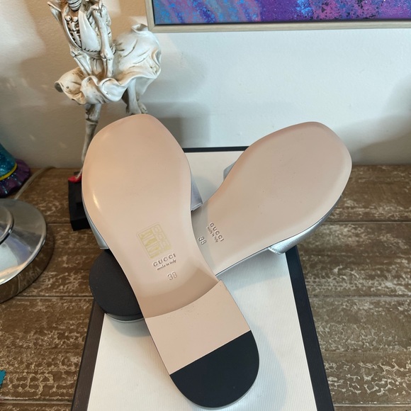 ♥️SOLD♥️ Gucci Crystal Square Sandals - Picture 11 of 11